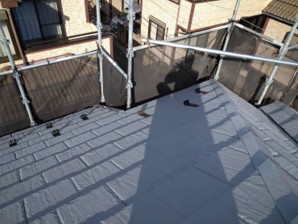 春日部市　屋根塗装　雪止め設置