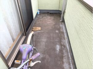 さいたま市　ベランダ床　防水塗膜の劣化