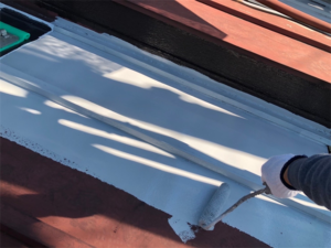 春日部市にて屋根の下塗り塗装