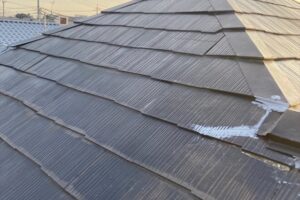 蓮田市にて屋根棟板金の補修を行いました