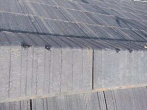 熊谷市にて瓦屋根の棟釘補修