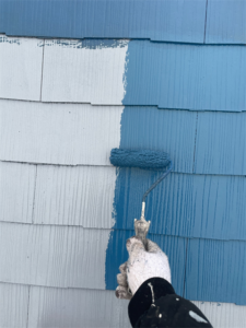鴻巣市にて屋根の中塗り塗装