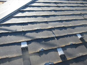 蓮田市にて屋根診断、パミール屋根の劣化が見られました