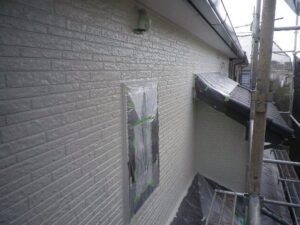 伊奈町にて外壁塗装の上塗り後の写真