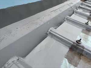 群馬県にて折板屋根の塗装