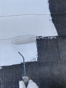 上尾市にて屋根の下塗り塗装