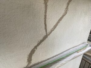 蓮田市にてモルタル外壁のヒビ割れ補修後の写真