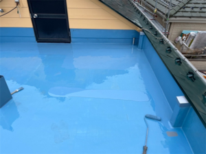 浦和区にて屋上のウレタン防水２回目