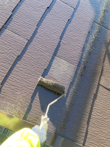 桶川市にて屋根の中・上塗り塗装