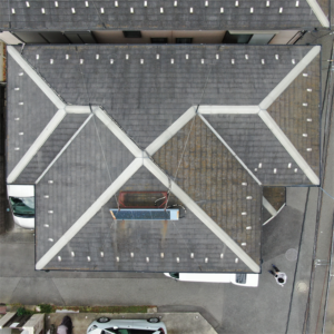 さいたま市にて屋根のドローン調査