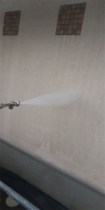 桶川市にて外壁のバイオ高圧洗浄