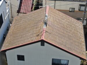 春日部市にてドローンによる屋根診断、屋根全体の様子