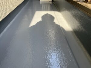 北葛飾郡杉戸町にてベランダ床面の防水トップコート完了