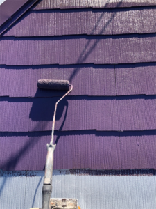 上尾市にて屋根の中塗り塗装