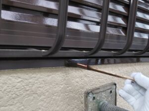 伊奈町にて窓フェンスの塗装