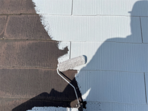 杉戸町にて屋根の下塗り塗装