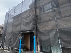 さいたま市岩槻区にて屋根外壁塗装工事の足場組立