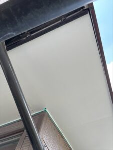 蓮田市にて下屋根の軒天塗装完了