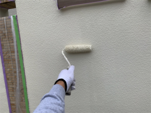 久喜市にて外塀の上塗り塗装