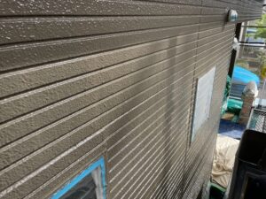 春日部市にてALC外壁塗装上塗り後の写真
