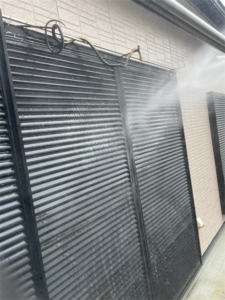 伊奈町にて外壁のバイオ高圧洗浄