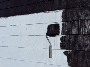 見沼区にて屋根の中塗り塗装