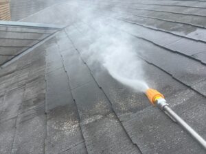 宮原にて屋根のバイオ高圧洗浄