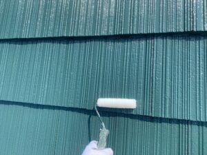 蓮田市にて屋根にトップコート塗布