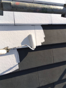 蓮田市にて屋根の下塗り塗装