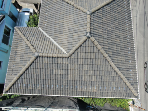 久喜市にて屋根のドローン調査