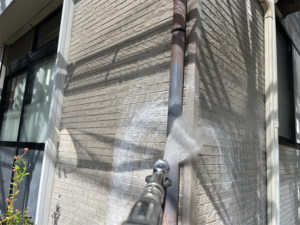 伊奈町にて外壁のバイオ高圧洗浄