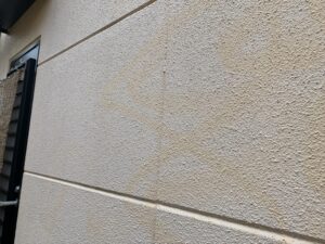 白岡市にてALC外壁の塗膜の劣化