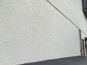 伊奈町にて外壁診断、モルタル外壁の塗膜劣化