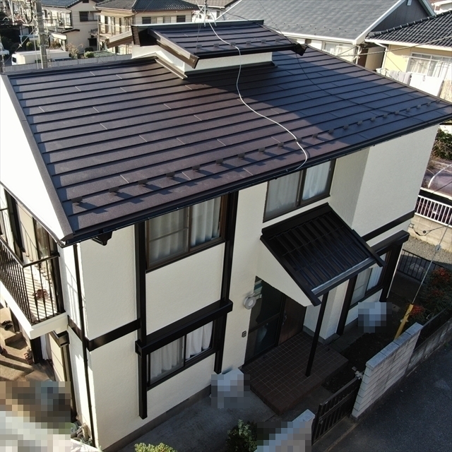 宮代町にて屋根カバー工事と外壁塗装工事完工後の写真