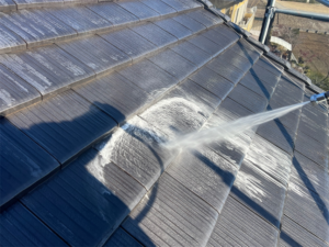 鴻巣市にて屋根のバイオ高圧洗浄