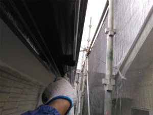 上尾市にて付帯塗装雨樋