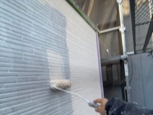 桶川市にて外壁メインの中塗り