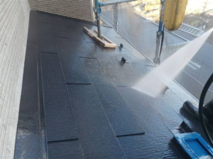 久喜市にて屋根のバイオ高圧洗浄