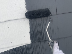 蓮田市にて屋根の中塗り塗装