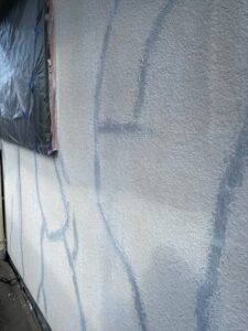 春日部市にて外壁下塗り後の写真