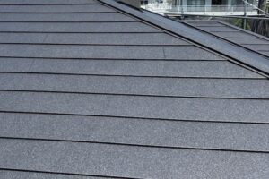 鴻巣市にて屋根カバー工事完了写真